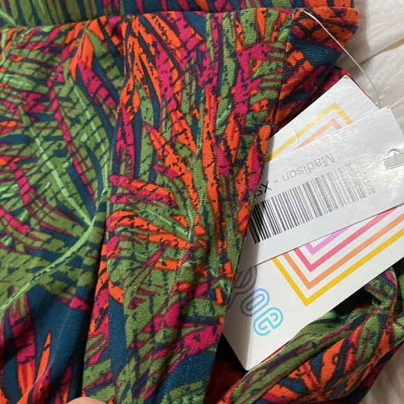 NWT Lula Roe Madison Skirt XS - Picture 7 of 10